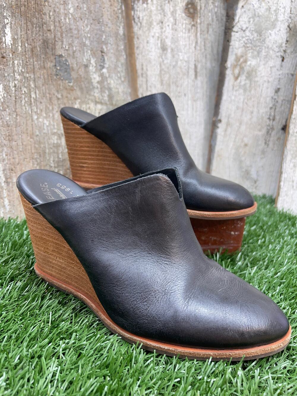 KORK-EASE Lanka Black Leather Mule Wedge Block Heels Women's 9